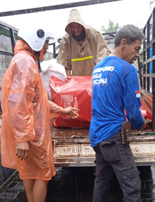 Banjir di Desa Purorejo,Tagana dan KSB Sigap Urawan Tempursari Giat Baksos