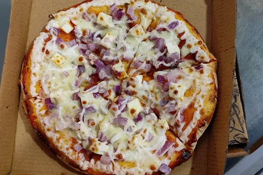 Onion Paneer Pizza