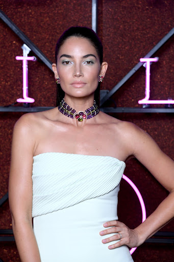 Lily Aldridge looks beautiful wearing white sexy dress