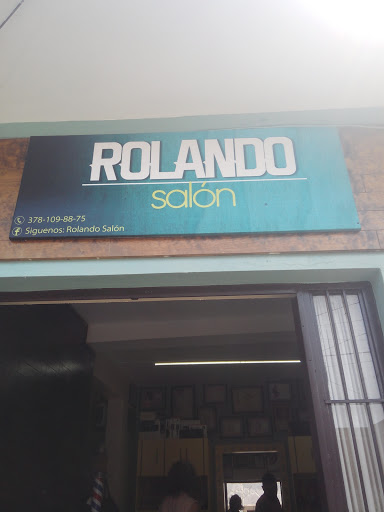 Rolando Salón, 47600, Francisco Sarabia 93, Centro, Tepatitlán de Morelos, Jal., México, Salón de belleza | JAL