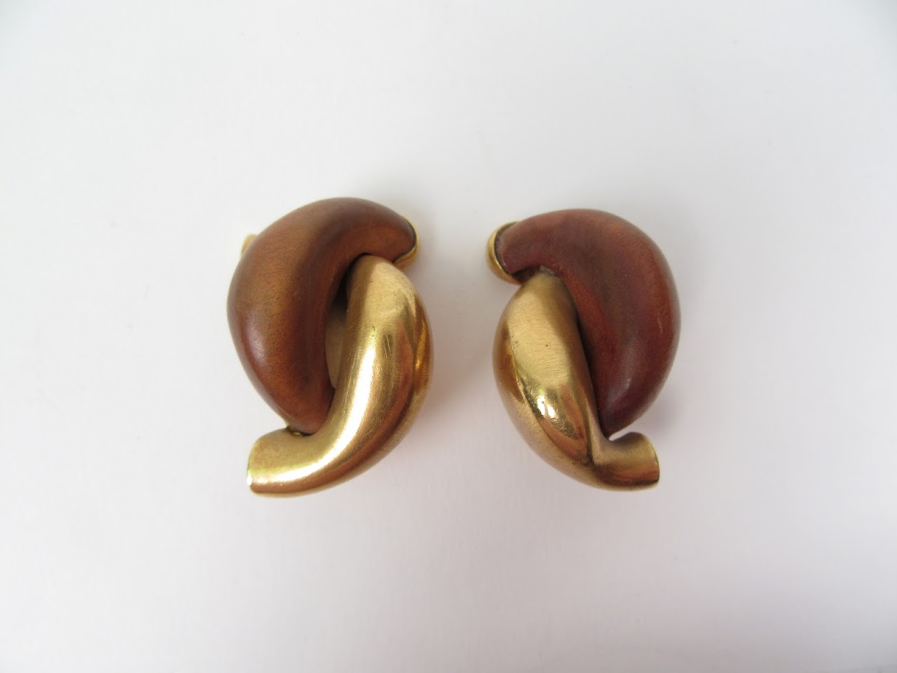 Seamen Schepps Vintage  18k Vintage Clip-on  Earrings