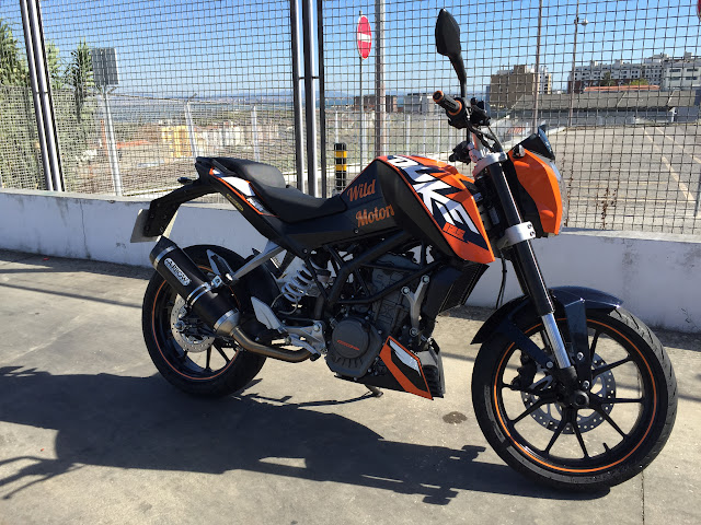 KTM DUKE 125 - Raphha IMG_0505