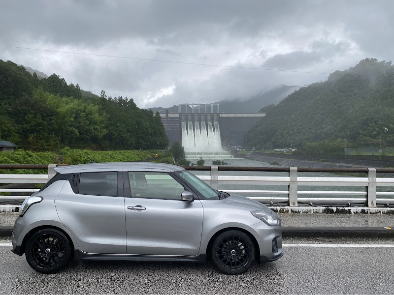 スイフトスポーツの車好きのおじさんさんが投稿したカスタム事例｜車の