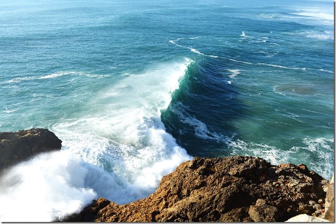 ondas-gigantes-em -Nazare-Portugal