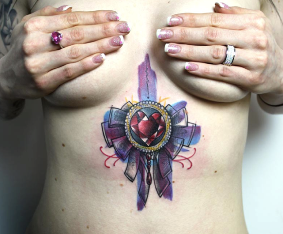 cool_3d_cncer_de_mama_por_baixo_do_peito_tatuagem