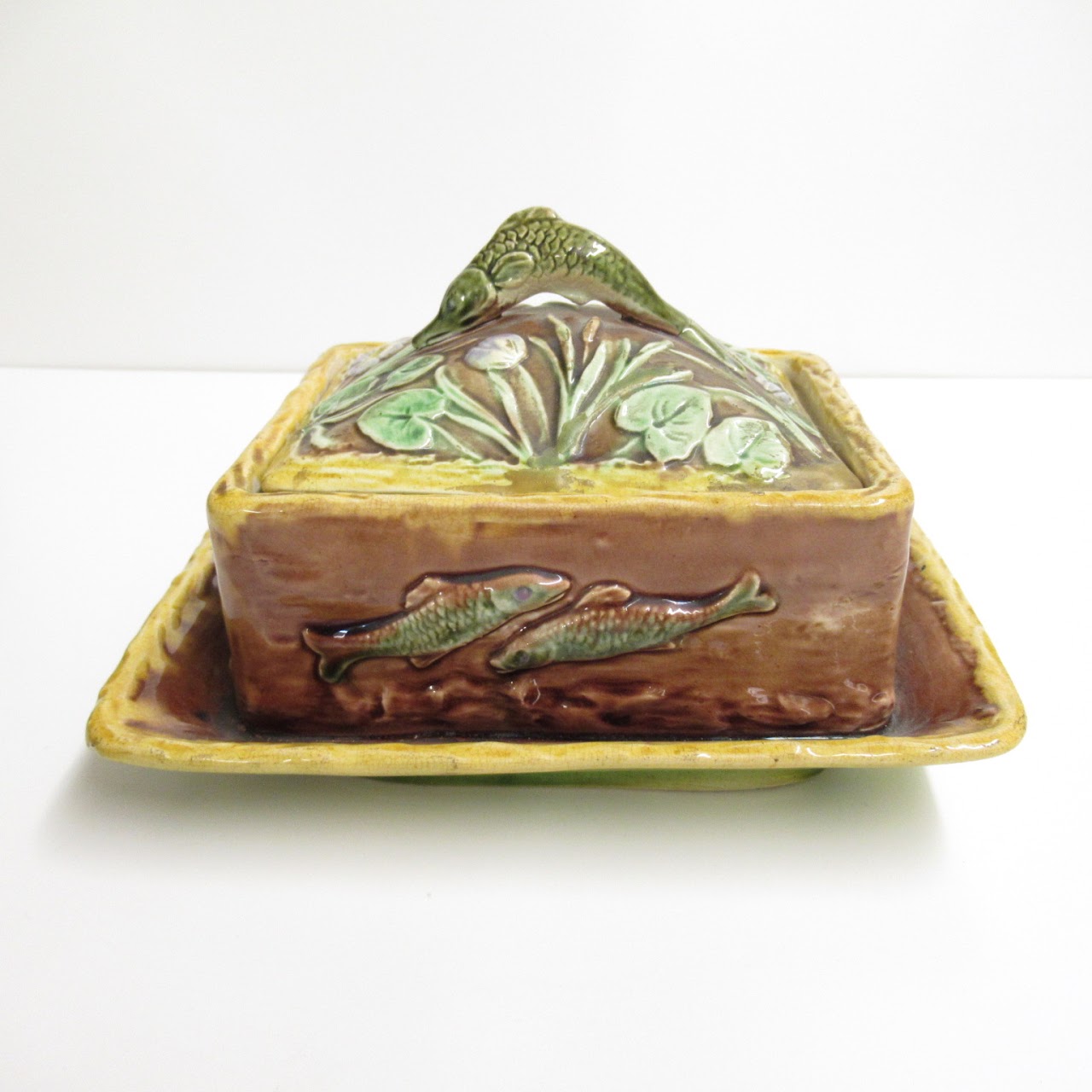 Palissy Ware Lidded Dish