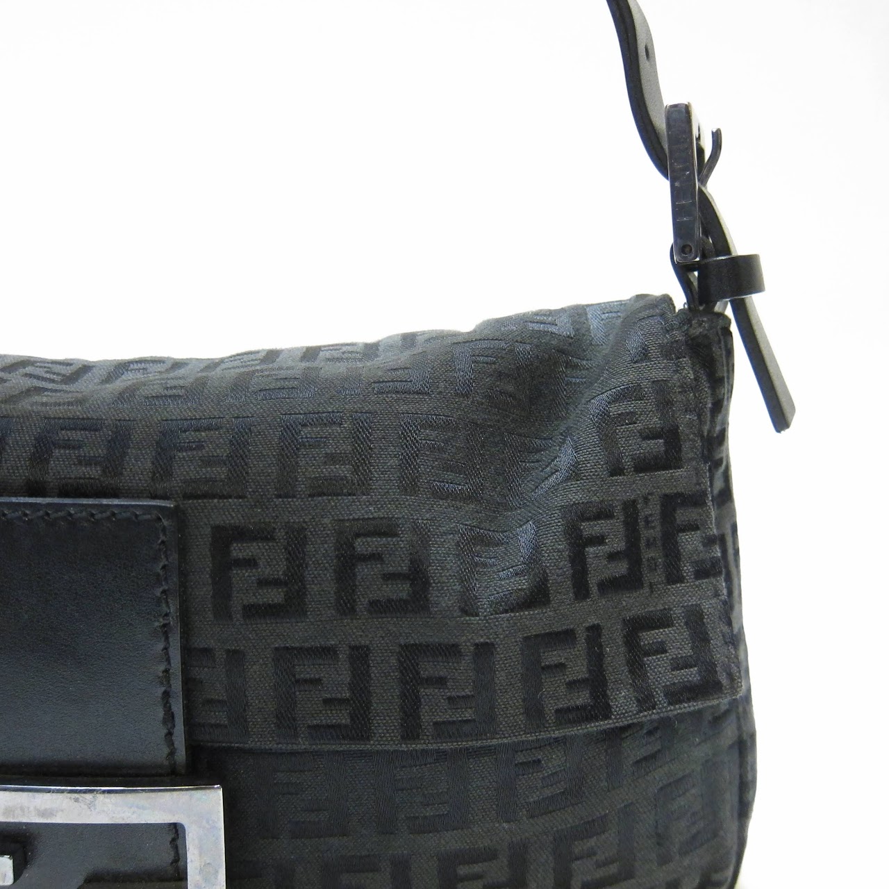 Fendi Logo Baguette