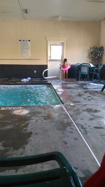 Photos of La Quinta Inn & Suites Macon West