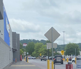 Potential hostage situation turns out to be a hoax outside Walmart in Bristol, Va.