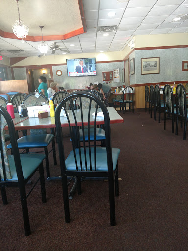 Restaurant «Riverside Family Restaurant 2», reviews and photos, 1802 A Ave E, Oskaloosa, IA 52577, USA