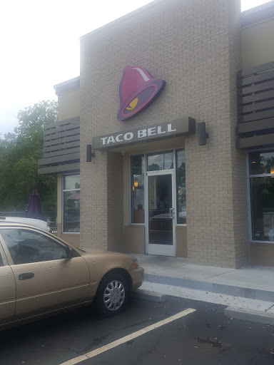 Mexican Restaurant «Taco Bell», reviews and photos, 2951 Legion Way, East Point, GA 30344, USA