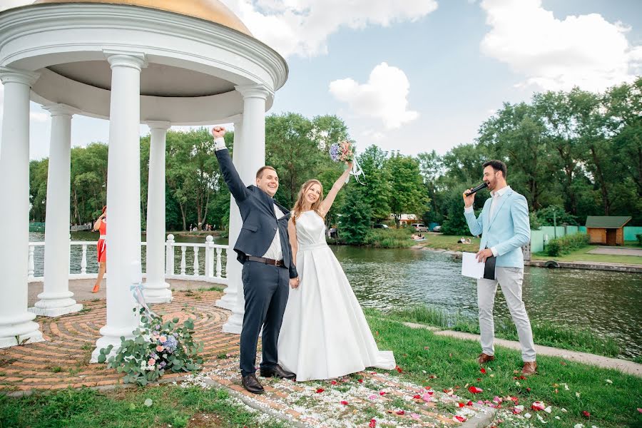 Fotografo di matrimoni Evelina Saveleva (evas). Foto del 16 febbraio 2019