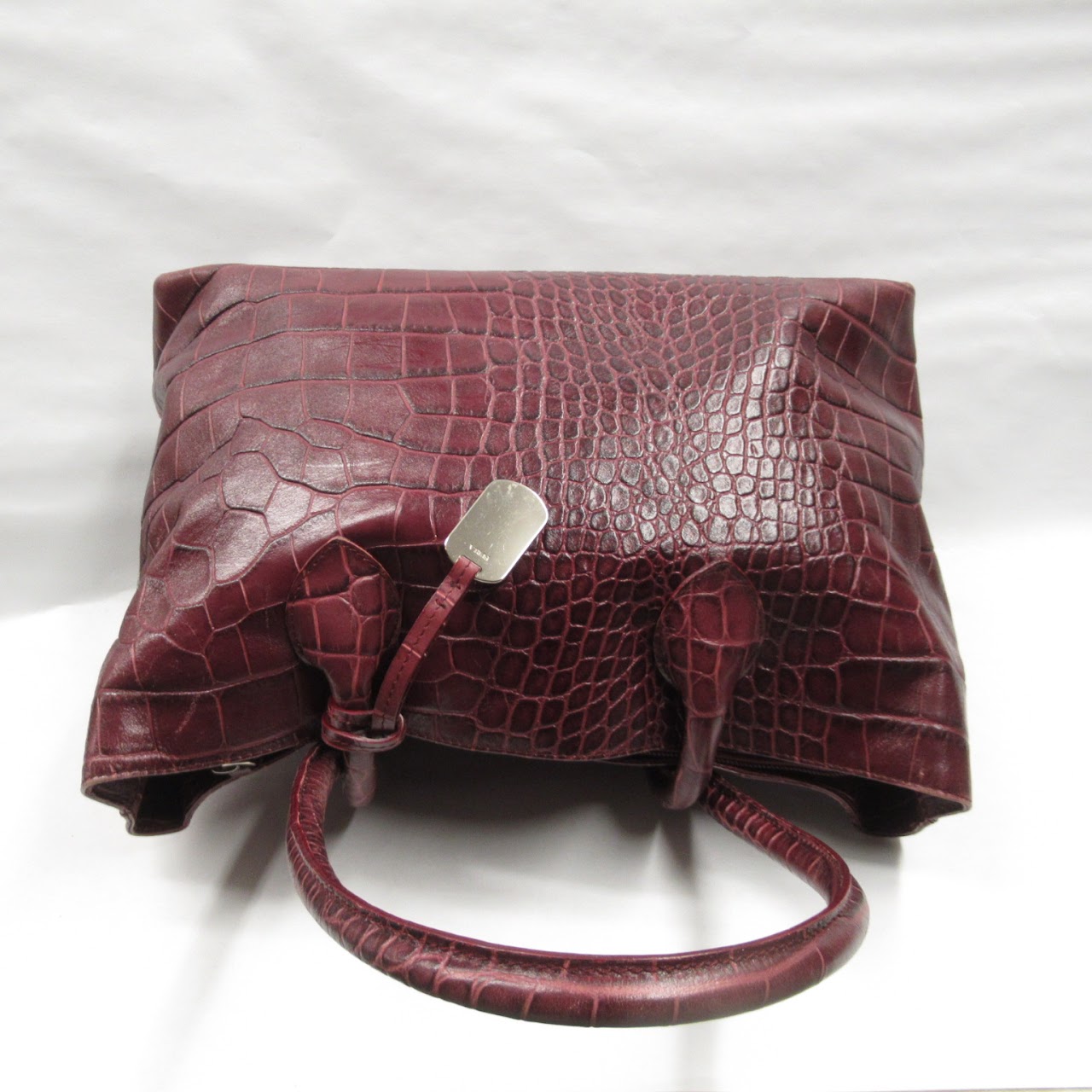 Sold at Auction: FURLA SALLY MEDIUM TOTE IN BURGUNDY LEATHER