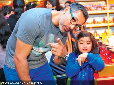 Nikhil Mehra with daughter Ninya during the launch of Hamleys Toy Store in Delhi.