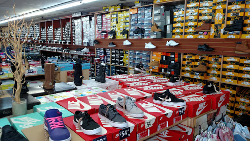 Shoe Store «Shoe City», reviews and photos, 17401 Bellflower Blvd, Bellflower, CA 90706, USA