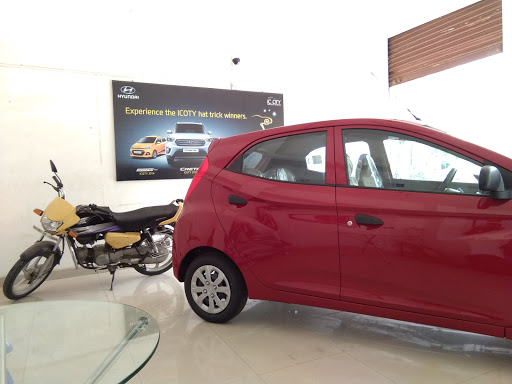 Sukrith Hyundai Car Showroom, No.80, New Bus Stand Road, Municipal Office Rd, Kattyapuram, Virudhunagar, Tamil Nadu 626001, India, Hyundai_Dealer, state TN