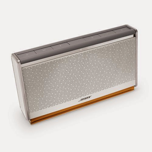  Bose SoundLink Bluetooth Mobile Speaker II - Limited Edition White Leather