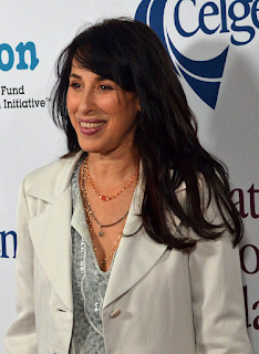 Maggie Wheeler Net Worth, Age, Wiki, Biography, Height, Dating, Family, Career