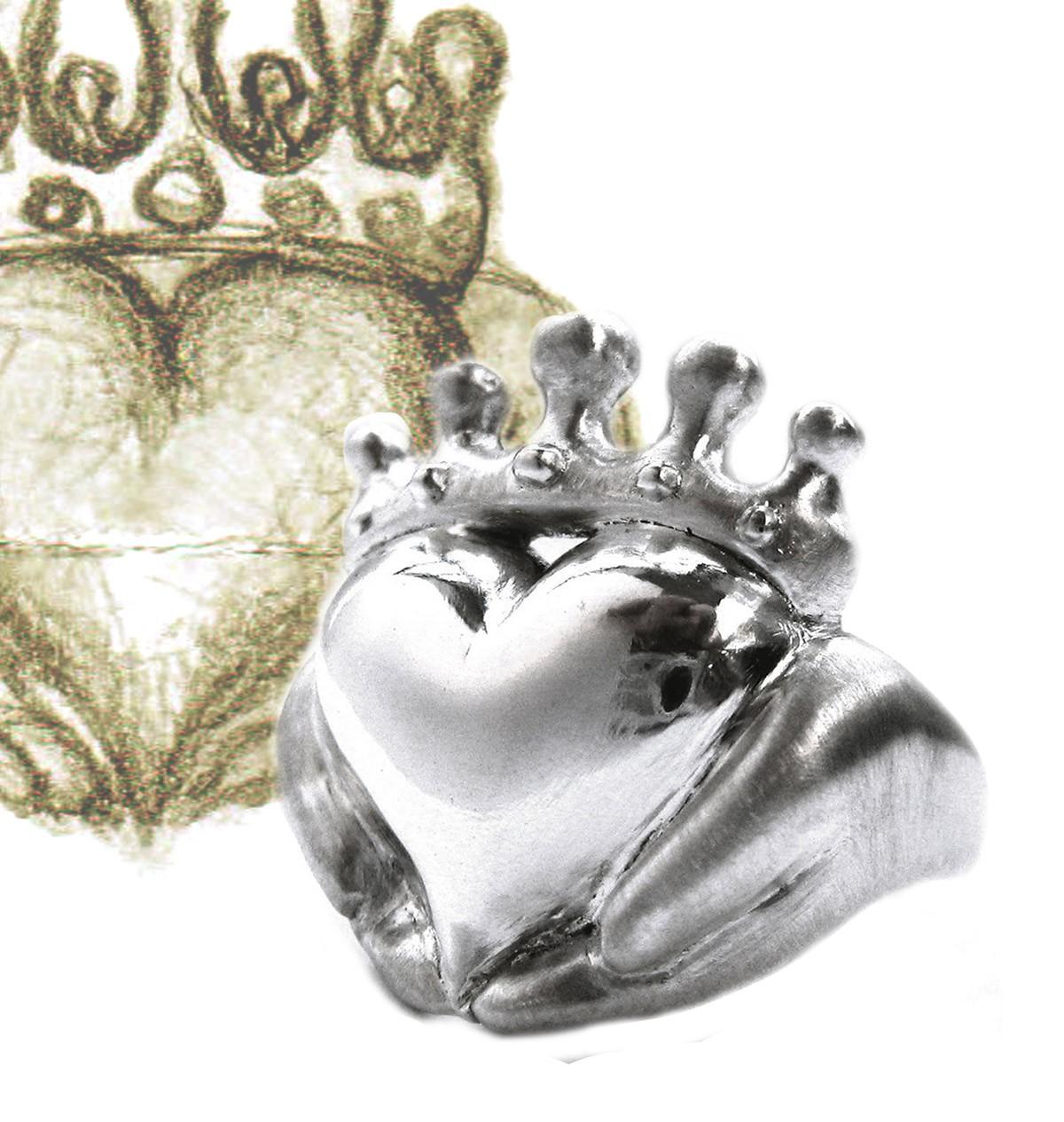 Claddagh Ring - Modern