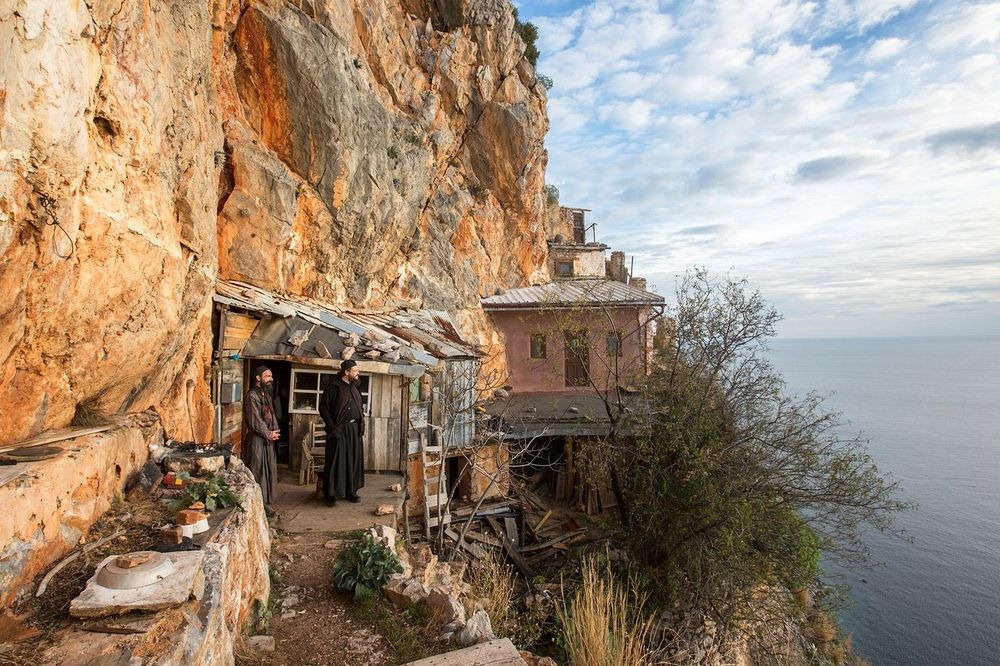 karoulia-monks-athos hermits christian orthodox