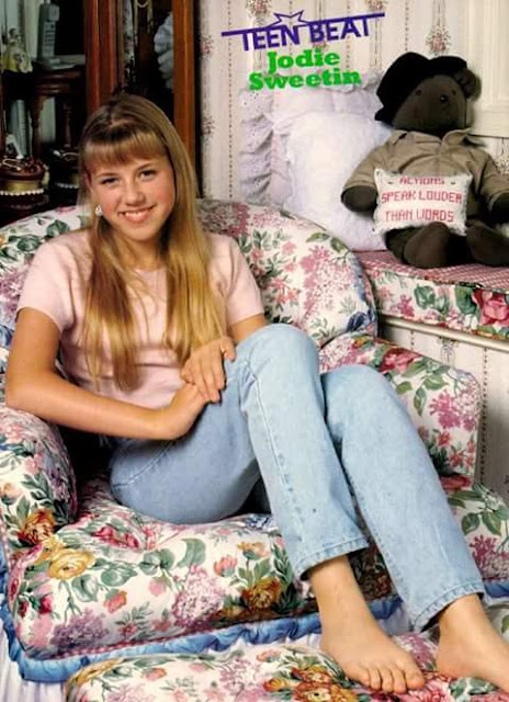 Jodie Sweetin Beautiful dp images, pictures, photos for whatsapp, Facebook, Instagram