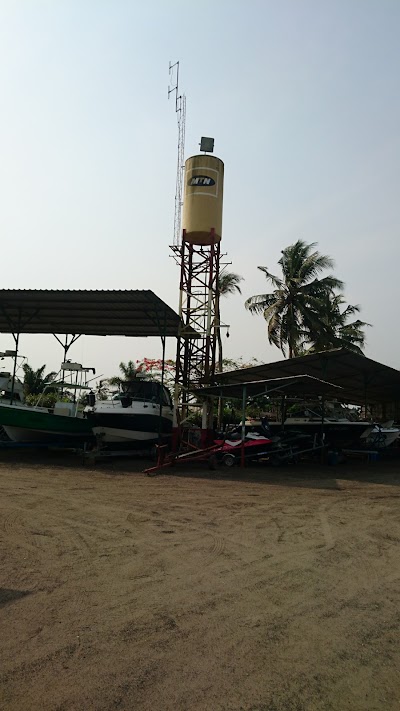 Photos of Yat Club