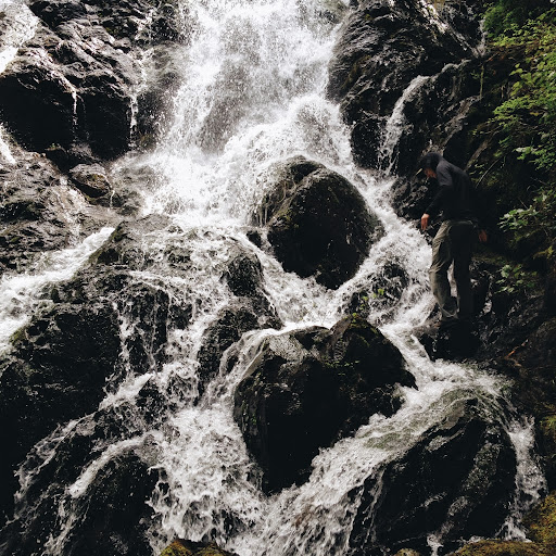 Karsten explores. To Peden Lake and Beyond: A Photoadventure