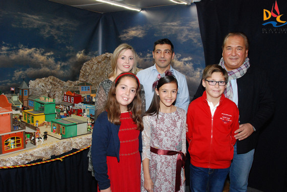 La Fallera Mayor Infantil de Valencia, Sofía Soler, inauguró con nosotros el Belén de Playmobil