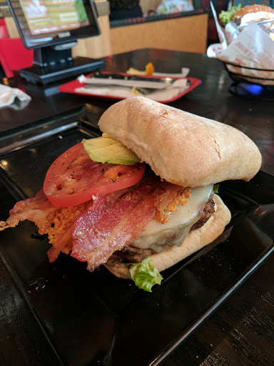 Hamburger Restaurant «Red Robin Gourmet Burgers», reviews and photos, 4805 S Loop 289, Lubbock, TX 79424, USA