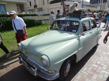 201706.04-037 Simca Aronde