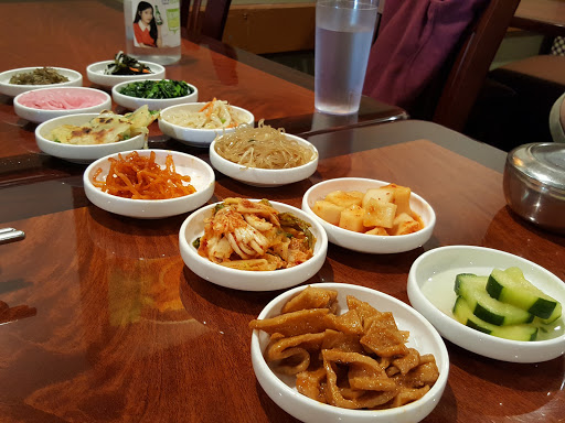 Korean Barbecue Restaurant «Daol Tofu & Korean BBQ», reviews and photos, 4301 Telegraph Ave, Oakland, CA 94609, USA