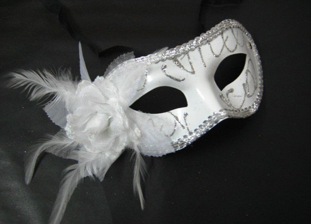 white_masquerade_mask.jpg