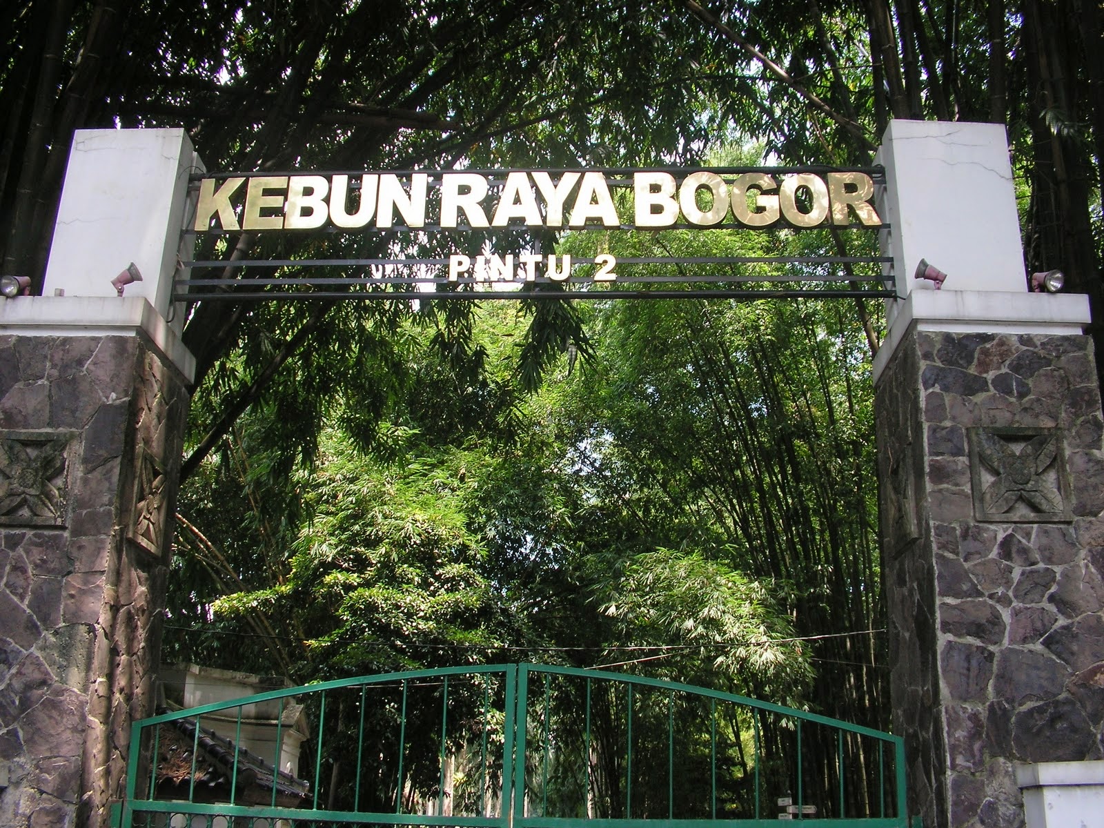 tempat tempat wisata di jawa timur