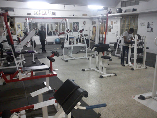 Guinness Fitness Center & Gym, 1 st Floor EB Office, Vinayagar Kovil Street, Samundipuram, Tiruppur, Tamil Nadu 641603, India, Sports_Center, state TN