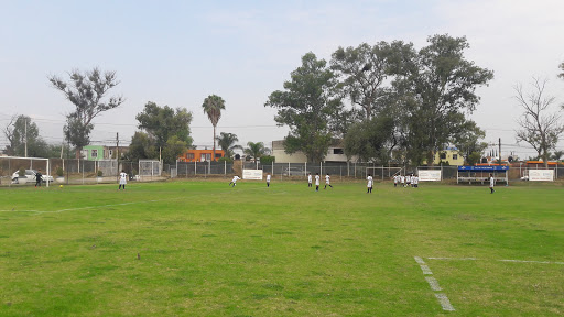 Club Vaqueros, Av. Santa Cruz del Valle #150, Valle de La Misericordia, 45615 San Pedro Tlaquepaque, Jal., México, Club de fútbol | JAL