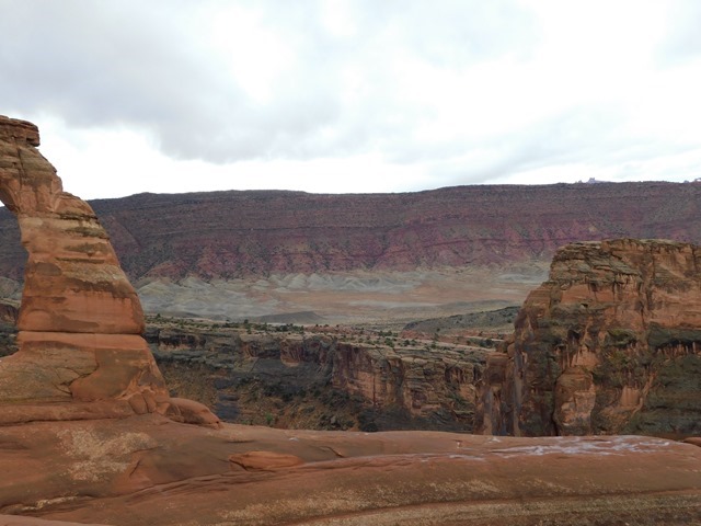 C045_USA UT Arches NP Delicate Arch Trail_2018-10-07_DSCN3532