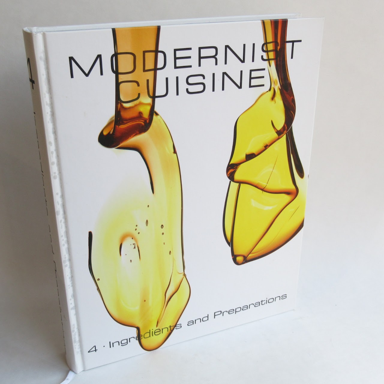 Modernist Cuisine: The Art and Science of Cooking Book