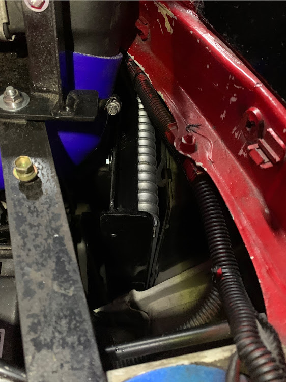 MR2のDIY作業・DIY・インタークーラー取付・導風板製作・オイルクーラー取付に関するカスタム事例の投稿画像17枚目