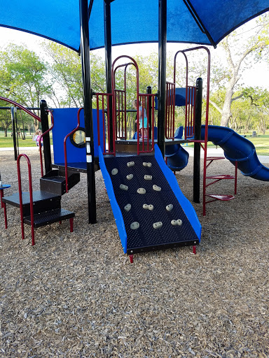 Park «Clarence Foster Park», reviews and photos, 4400 Woodland Park Blvd, Arlington, TX 76013, USA