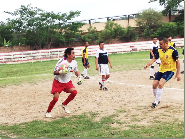 Deportivo Covivesa contra Sporting-Semifinal de Veteranos (3)