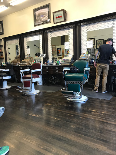 Barber Shop «Handcrafted Barbershop», reviews and photos, 1215 W Grand Ave, Chicago, IL 60642, USA