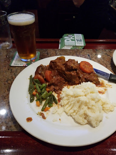 Irish Restaurant «Grasshopper Irish Pub», reviews and photos, 2891 NJ-23, Newfoundland, NJ 07435, USA