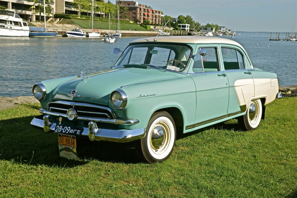 파일:external/assets.blog.hemmings.com/1957-GAZ-M21V-Volga.jpg