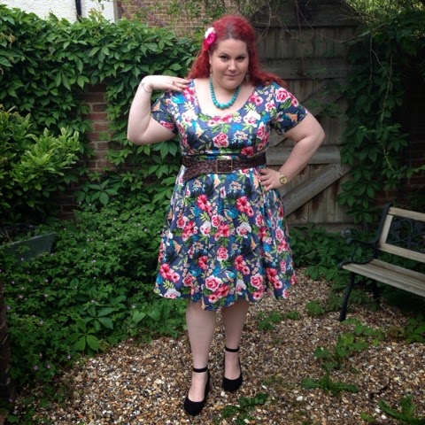 Fabulous Phoebe: Review of the Lady Voluptuous Phoebe dress | Curves ...