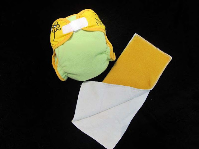 Sheizy Newborn cover dan insert