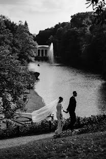 Fotógrafo de casamento Vyacheslav Raushenbakh (raushenbakh). Foto de 17 de março 2021