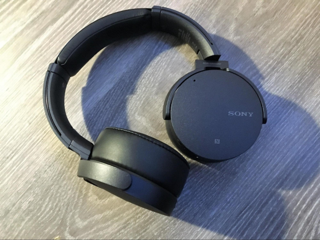 Sony MDR-XB950N1