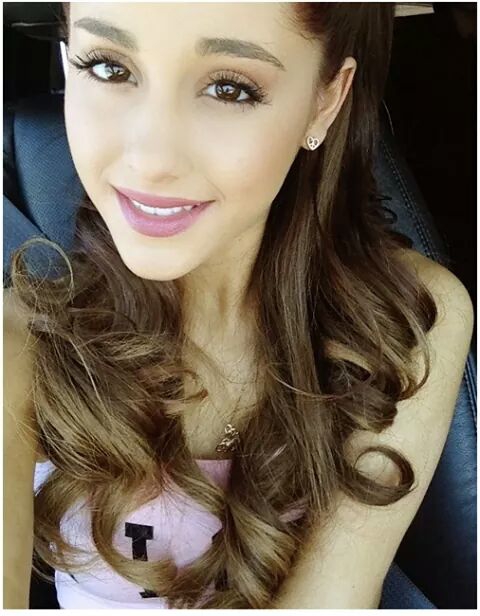 Ariana Grande Profile Pics