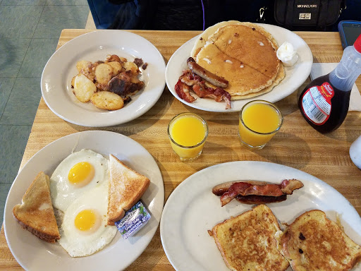 Breakfast Restaurant «Dynasty Cafe», reviews and photos, 1895 Union Blvd, Bay Shore, NY 11706, USA