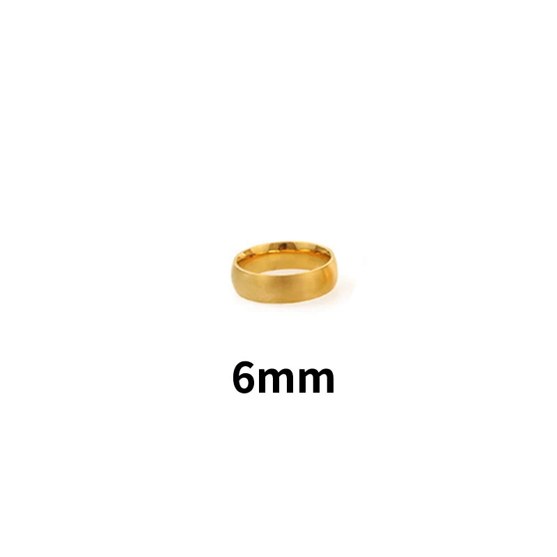 18k Gouden ring, effen design van titanium staal voor dames. Duurzaam, stijlvol en perfect voor dagelijks gebruik of speciale gelegenheden.